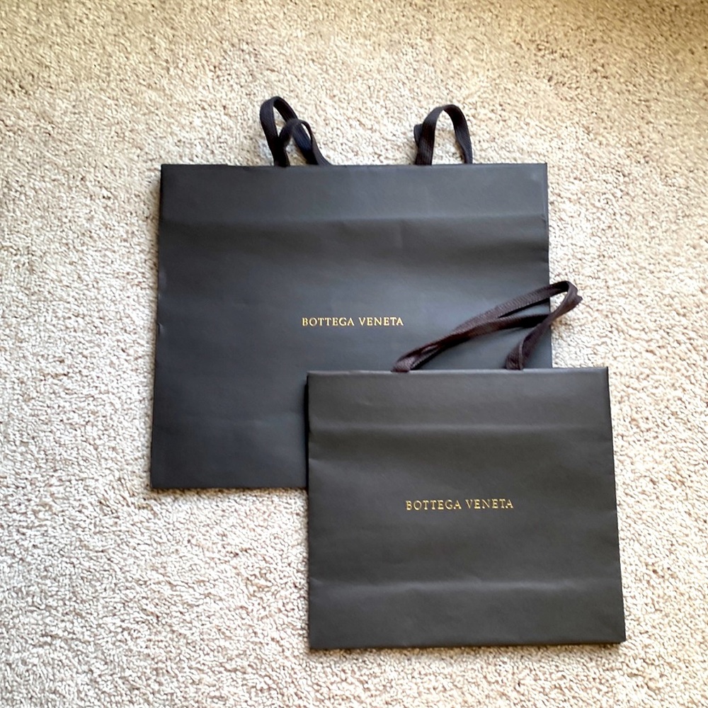 Set of 2 Bottega Veneta shopping bags